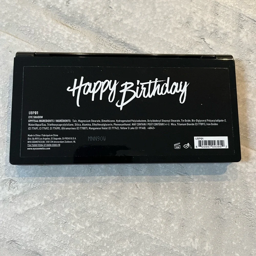 NYX Happy Birthday eye shadow palette